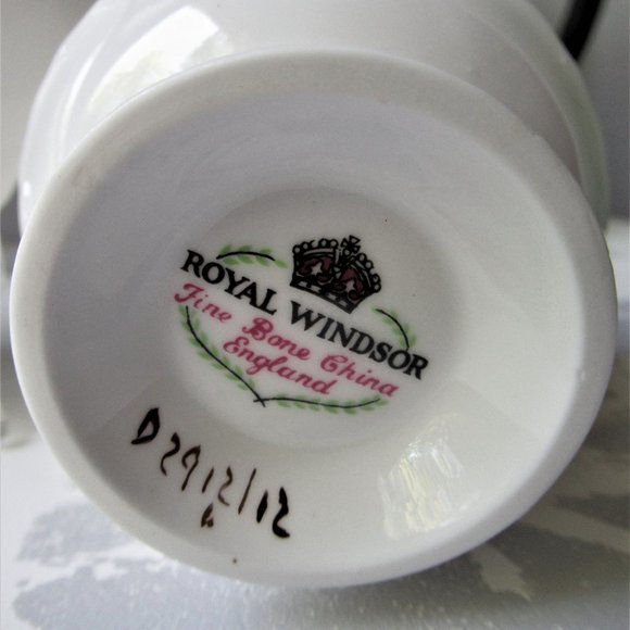 Fine Bone China Mug & Saucer Blue Flowers by Royal Windsor, England - Picture 12 of 13